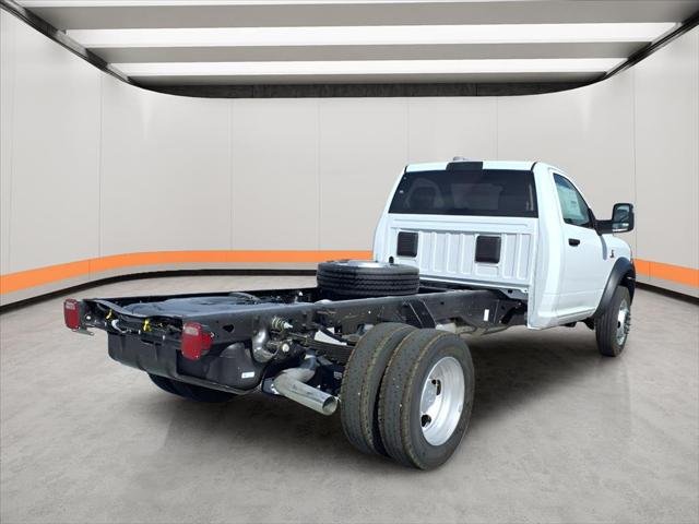 New 2026 Bright White Clear-Coat Exterior Paint RAM TRADESMAN image 4