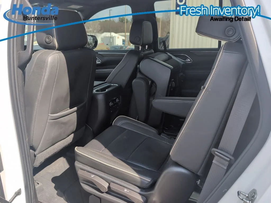 Used 2023 Summit White Chevrolet Premier image 16