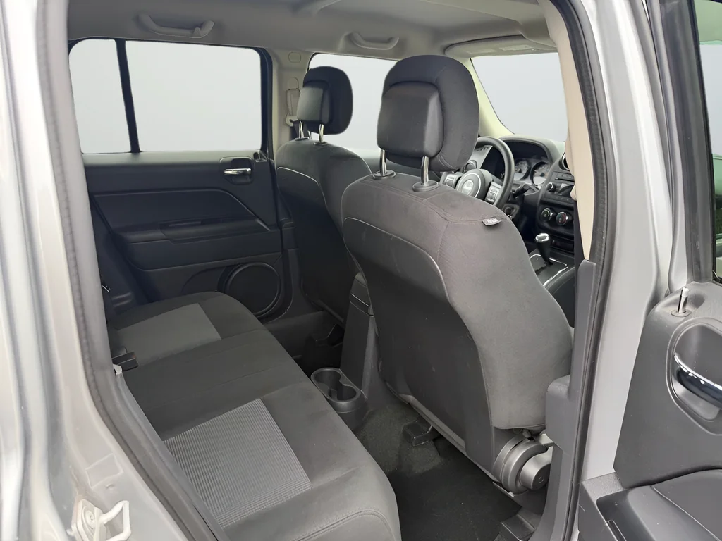 Used 2016 Silver Jeep Sport image 21