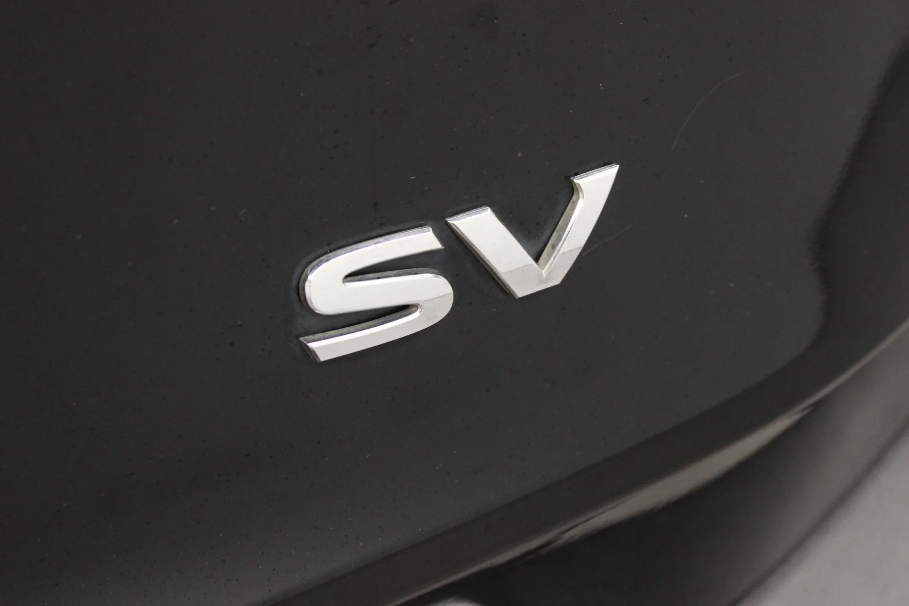 Used 2023 Super Black Nissan FWD SV image 17