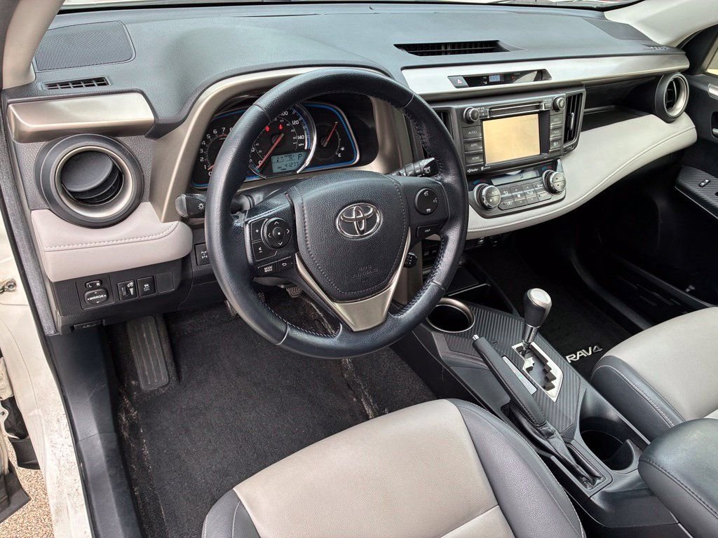 Used 2014 White Toyota Limited image 17