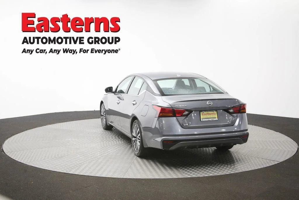 Used 2025 Gray Nissan 2.5 SV image 67