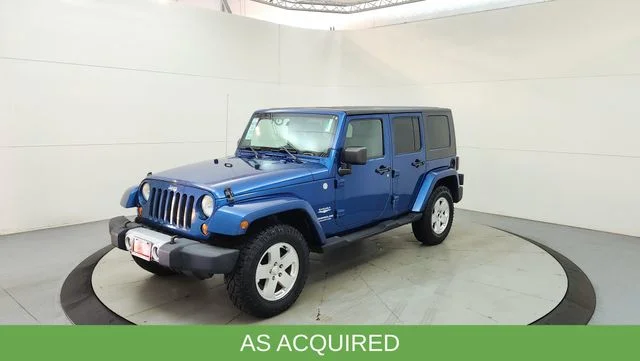 Used 2010 Blue Jeep Unlimited Sahara image 3