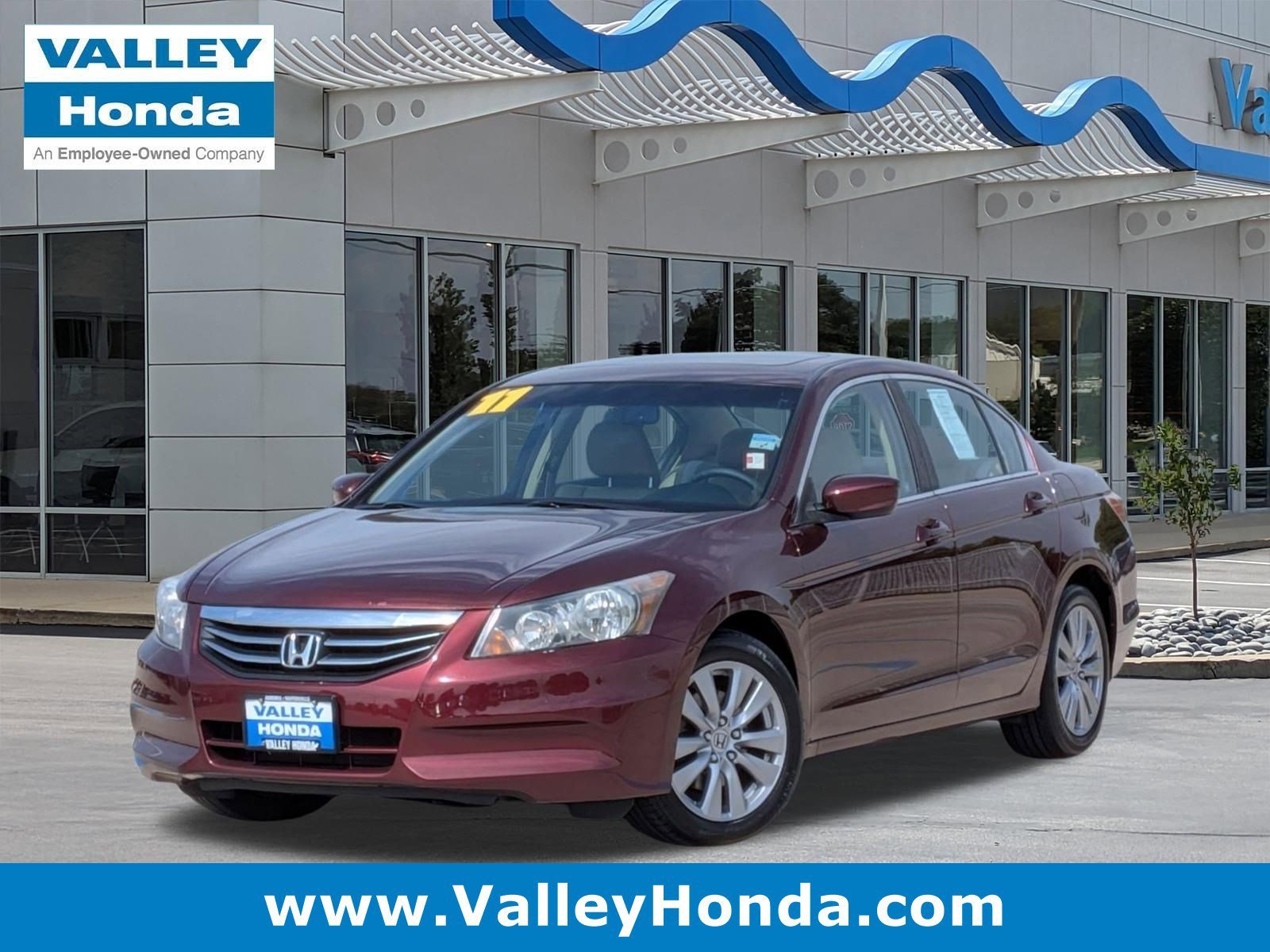 2011 Honda Accord EX-L Auto's photo