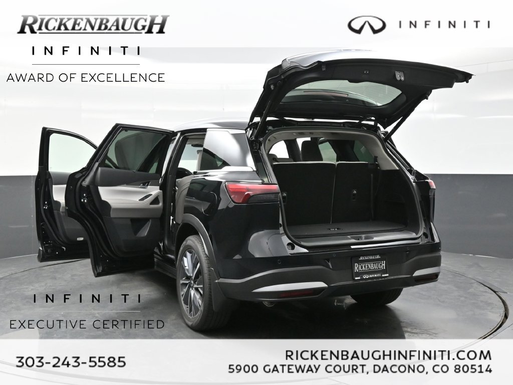 Certified Used 2026 Black INFINITI LUXE image 43