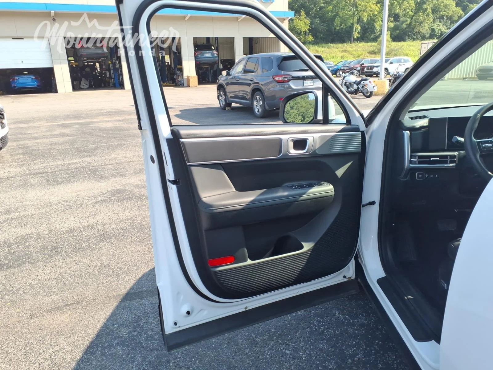 Used 2026 Serenity White Hyundai SEL image 13