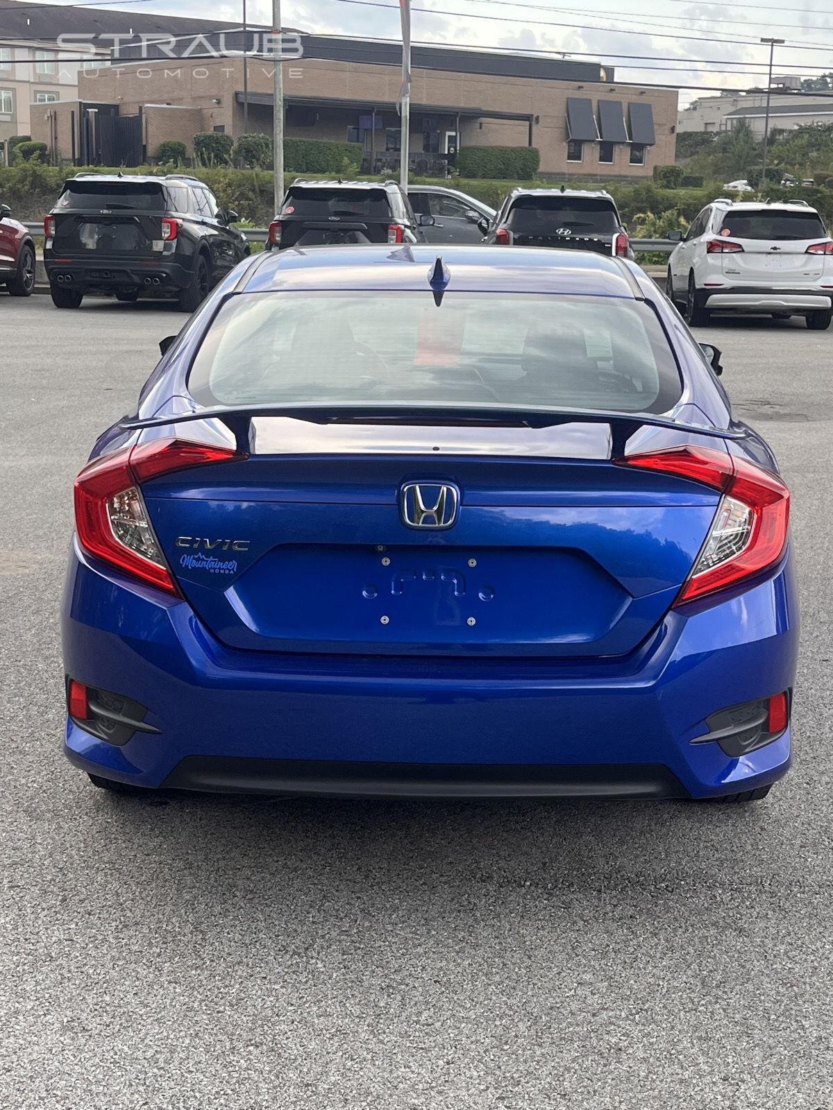 Used 2018 Aegean Blue Metallic Honda  image 9
