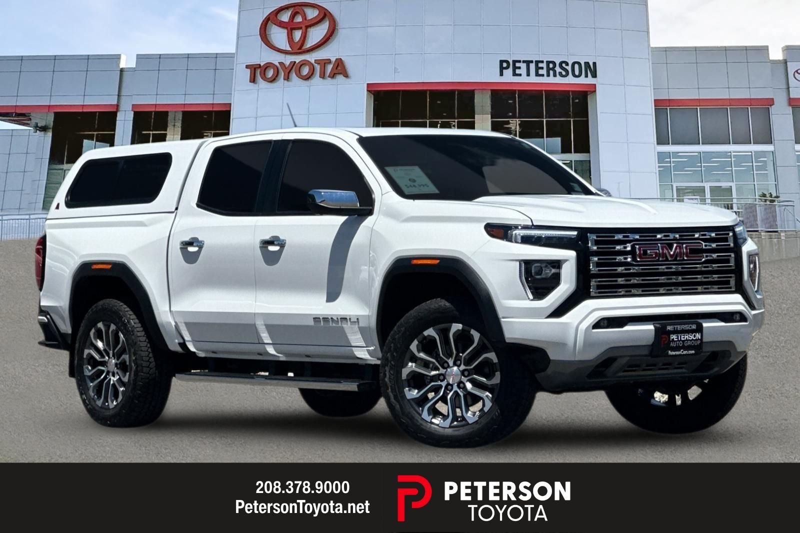 2025 GMC Canyon 4WD Denali Crew Cab Short Box's photo