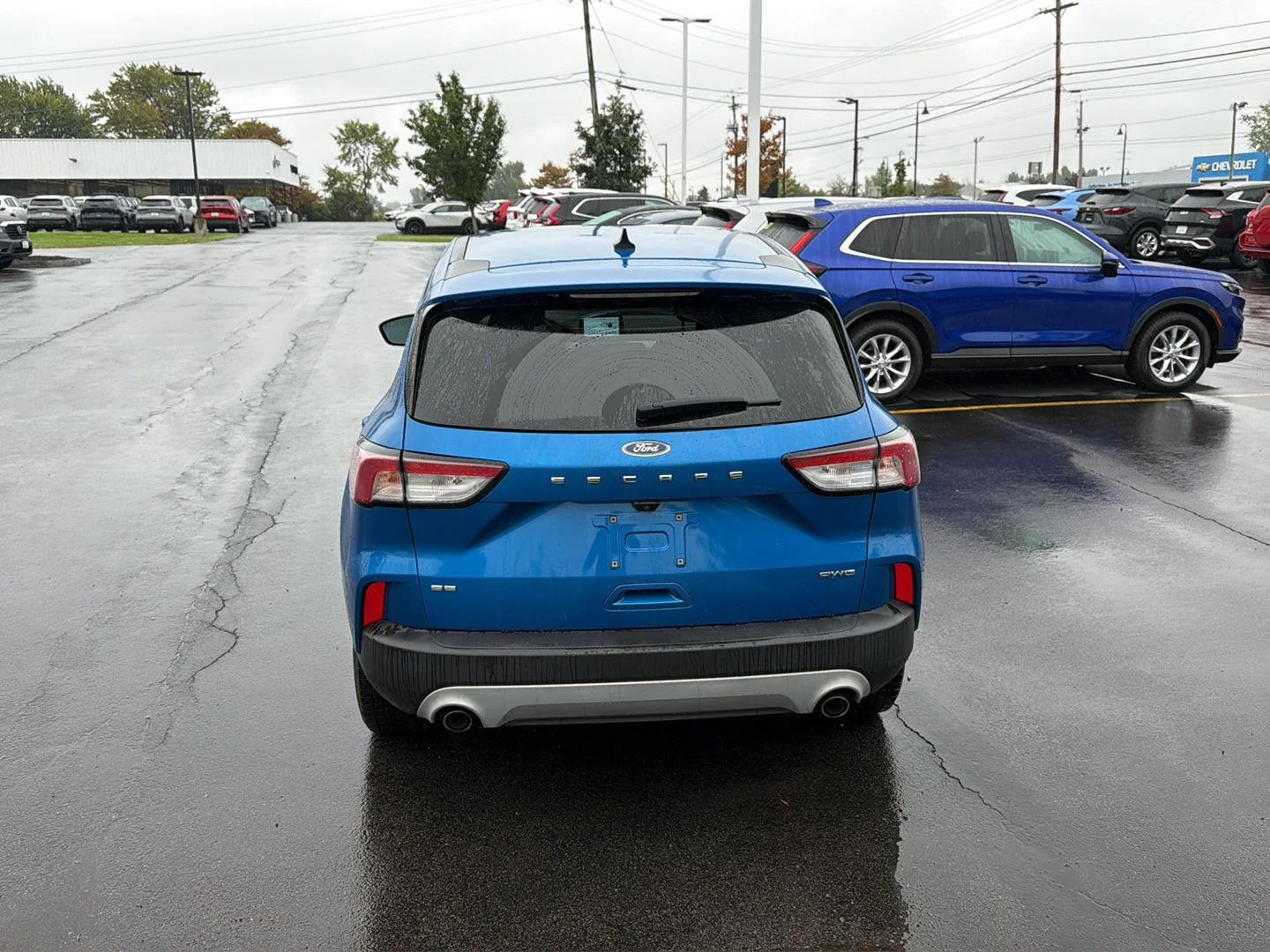 Used 2021 Velocity Blue Ford SE image 6