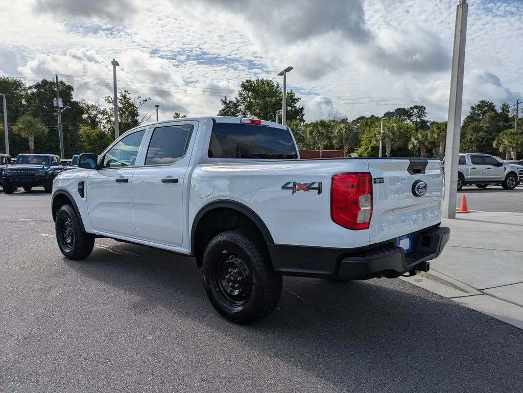 New 2026 Oxford White Ford XL image 6