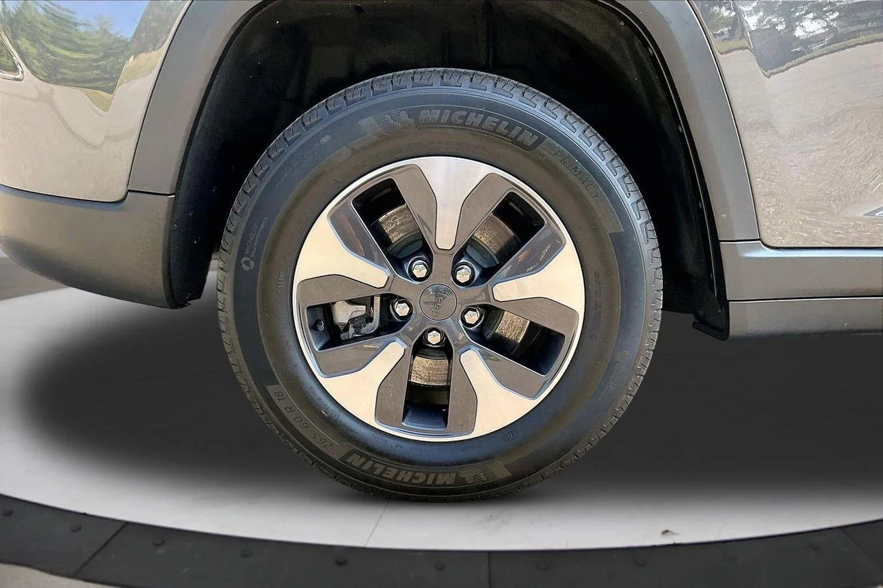 Certified Used 2023 Gray Jeep 4xe image 38