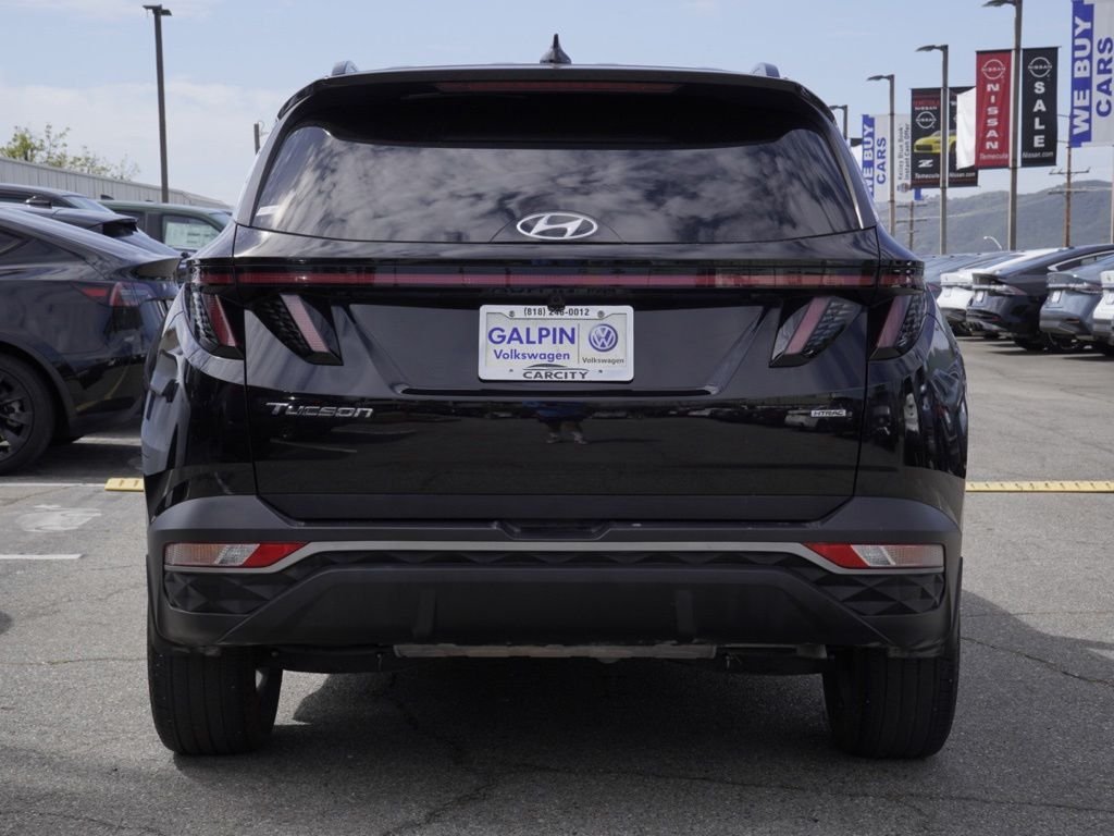 Used 2023 Black Hyundai SEL image 4