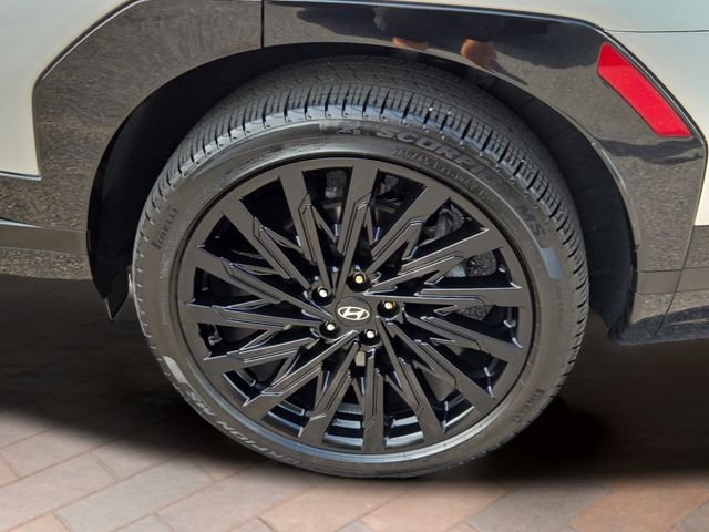 Used 2025 Shimmering Silver Hyundai Calligraphy image 30