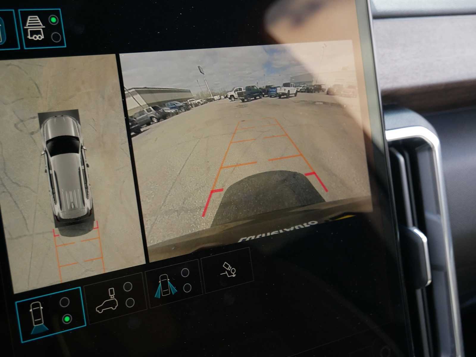 2026 GMC Acadia Denali Ultimate - Photo 28