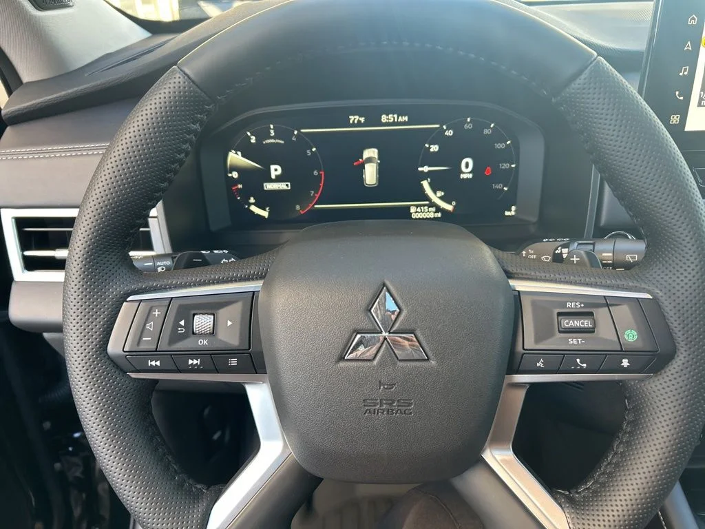 New 2026 Black Mitsubishi SE image 48