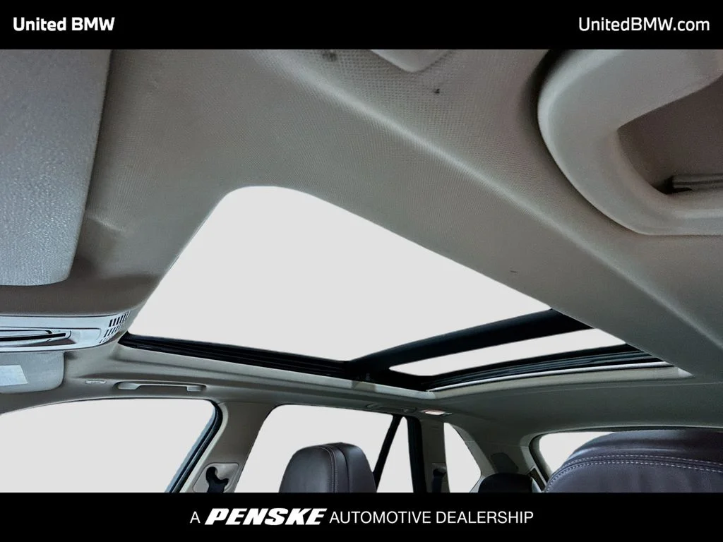 Used 2015 Alpine White BMW xDrive35i image 12