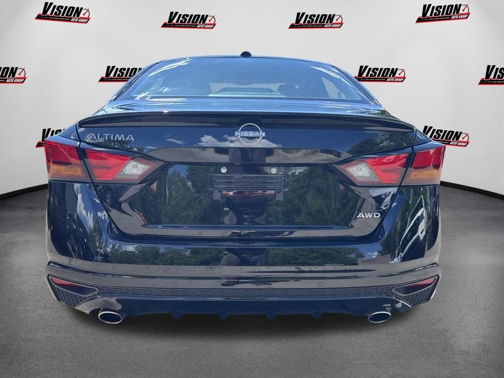 Used 2025 Black Nissan 2.5 SV image 6