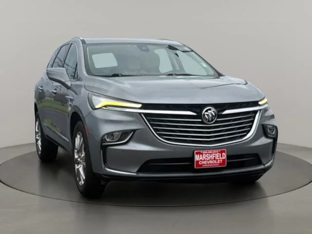 2023 Buick Enclave Essence AWD's photo