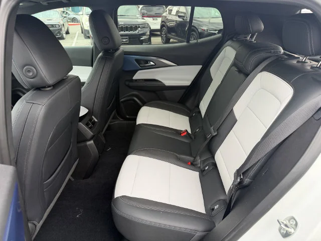 Used 2024 White Chevrolet LT image 20