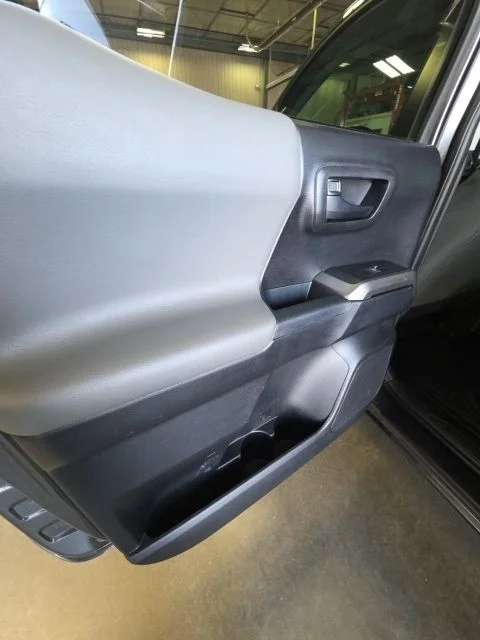 Used 2019 Gray Toyota SR5 image 16
