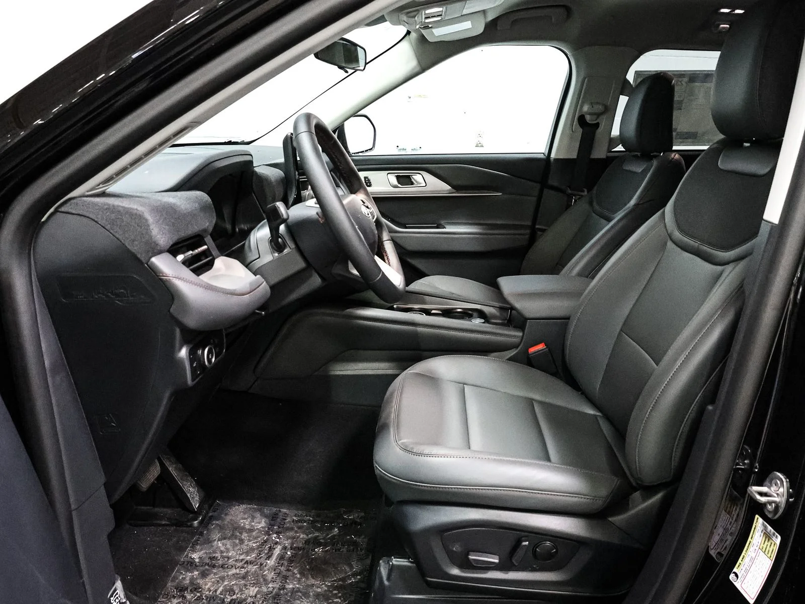 New 2026 Agate Black Metallic Ford Active image 20