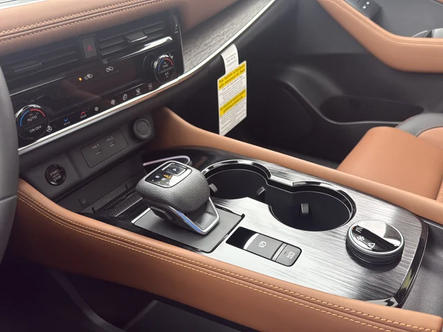 New 2026 Obsidian Green Pearl Nissan Platinum image 22