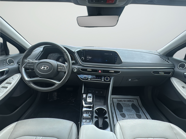 Used 2023 Black Hyundai Limited image 9