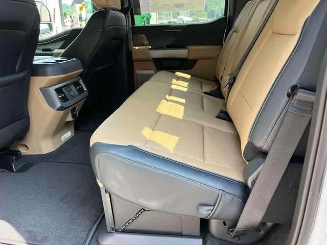 New 2027 Star White Metallic Tri-Coat Ford F-250® Lariat® image 17