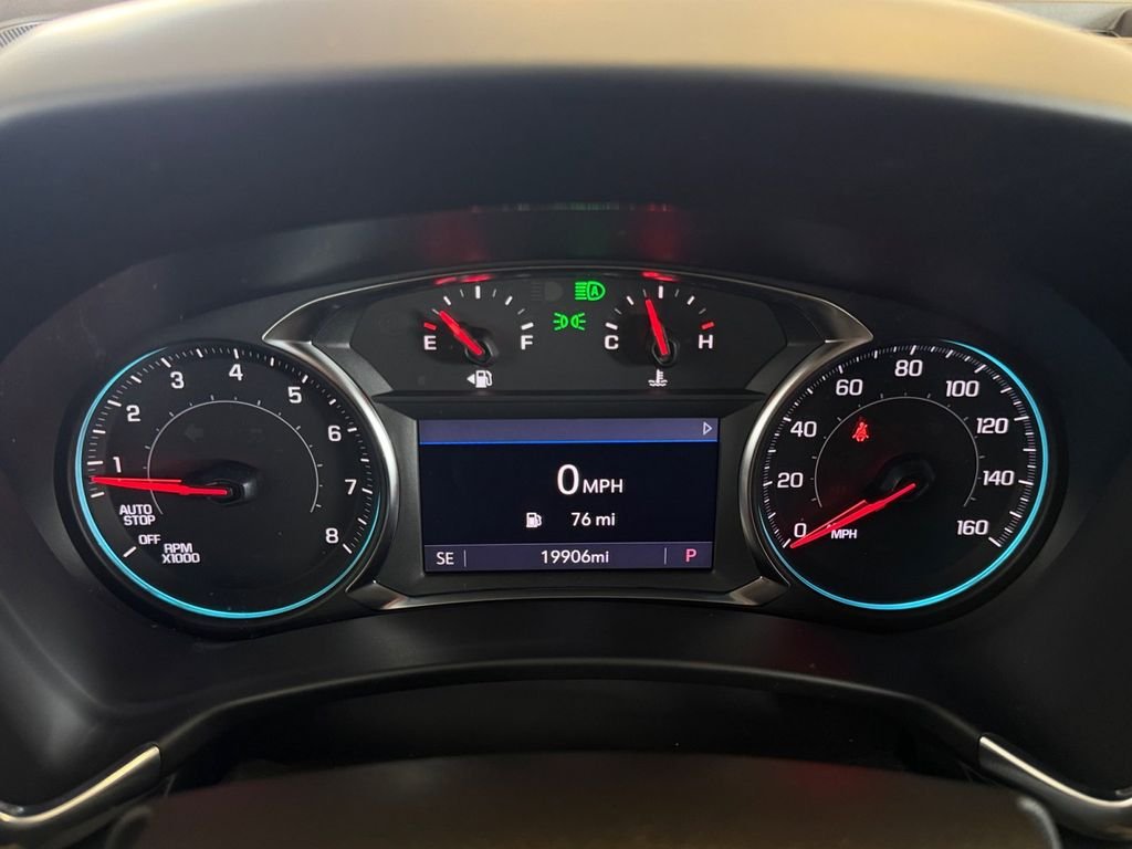 Used 2023 Gray Chevrolet Premier image 18