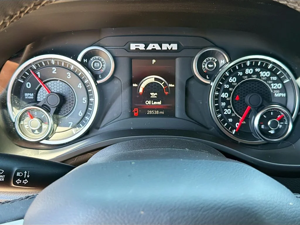 Used 2025 Billet Silver Metallic Ram Big Horn/Lone Star image 14
