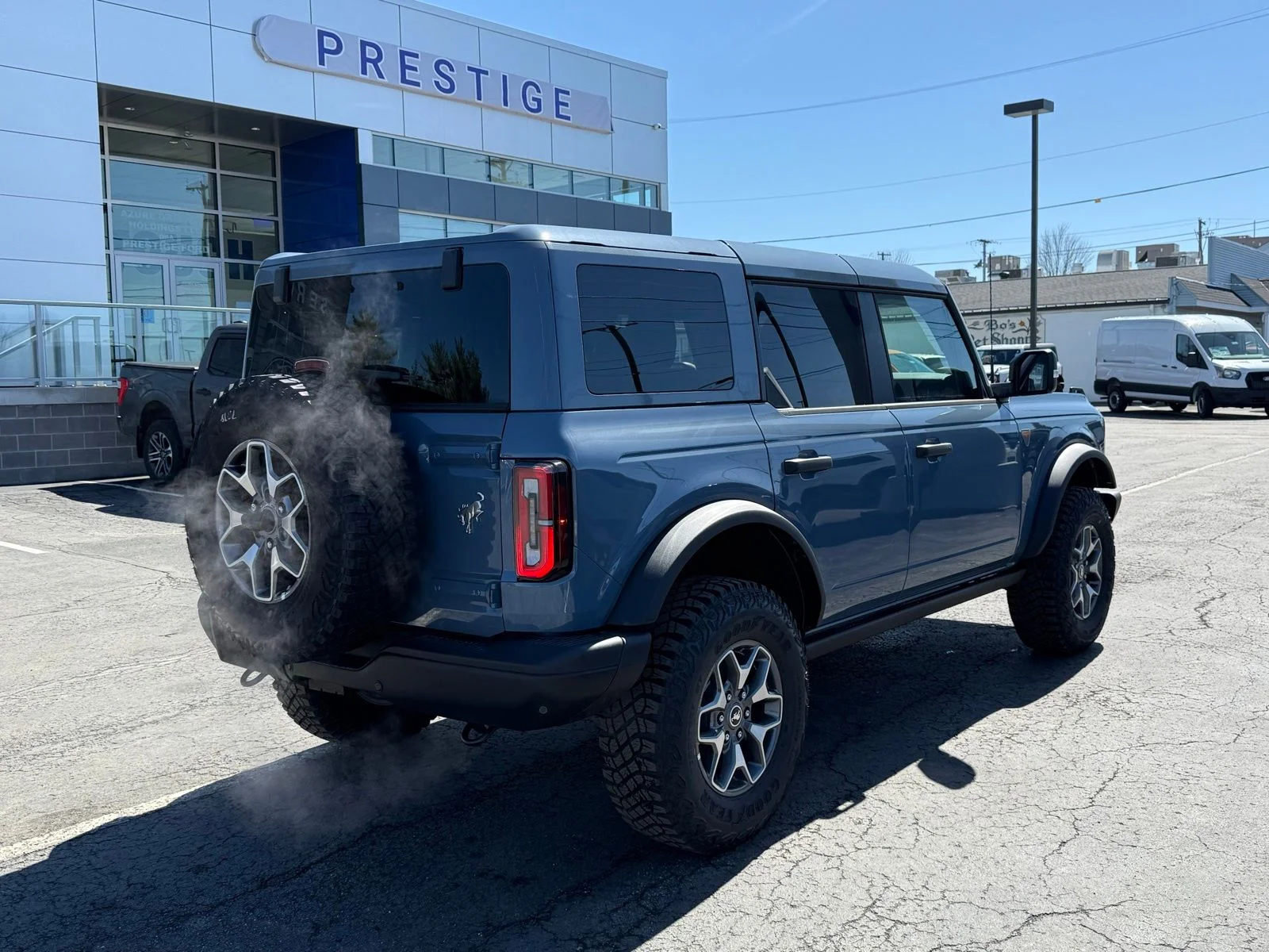 New 2025 Azure Gray Metallic Tri-Coat Ford Badlands® image 12