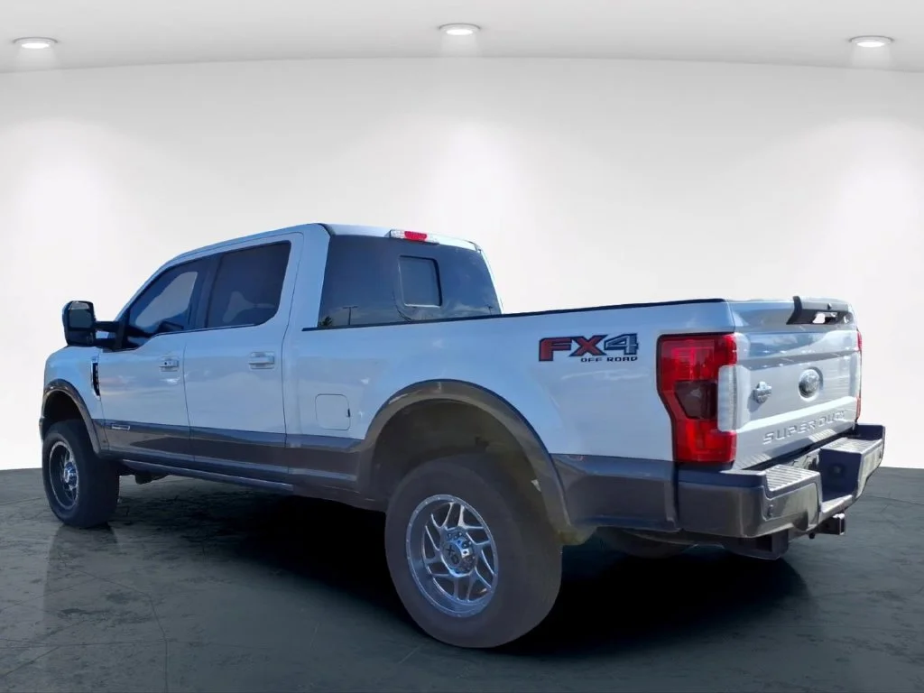 Used 2017 White Ford King Ranch image 22