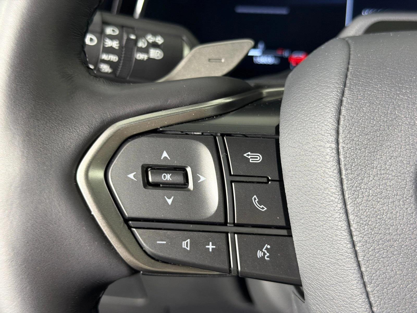 Used 2025 Wind Chill Pearl Lexus TX 350 Premium image 26