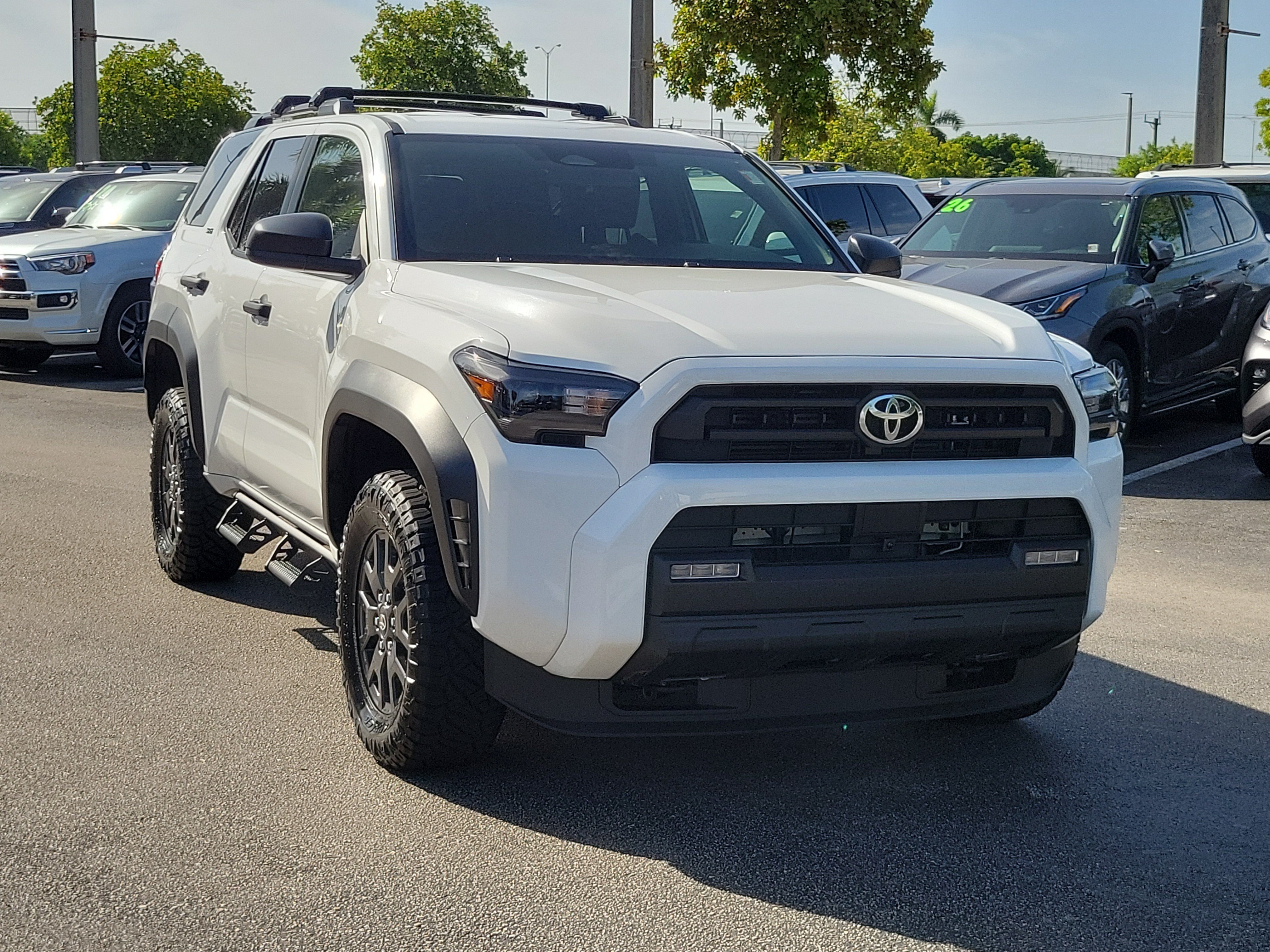 Used 2025 Ice Toyota SR5 image 3