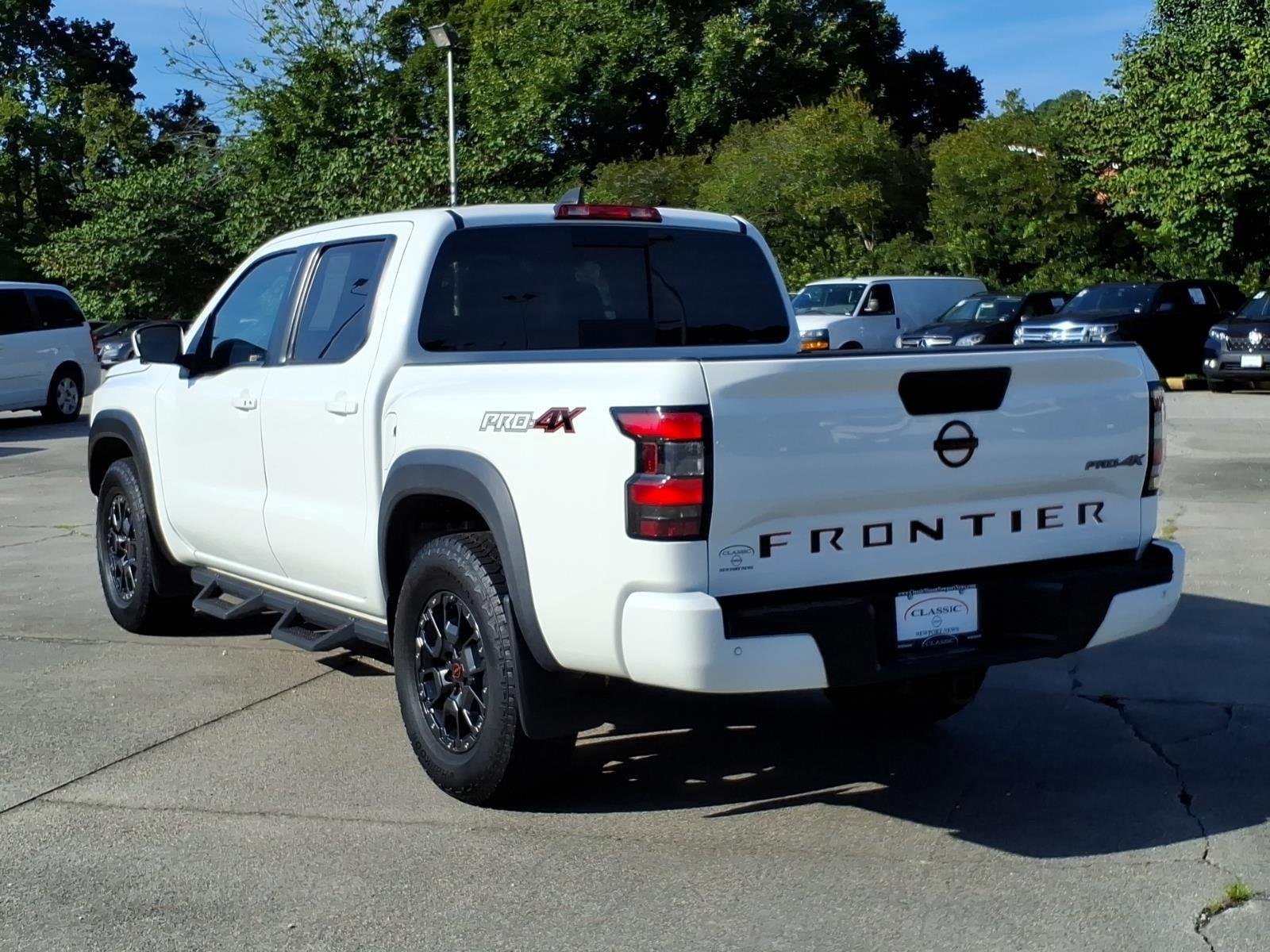Used 2023 Glacier White Nissan PRO-4X image 9