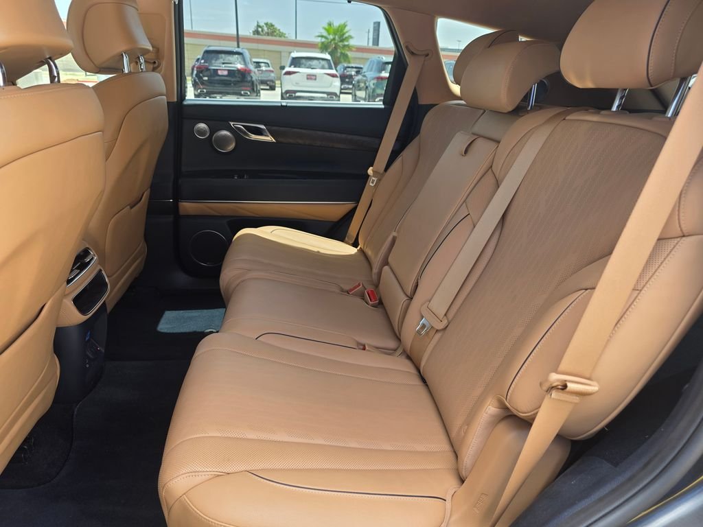 Used 2024 Gray Genesis 2.5T image 13