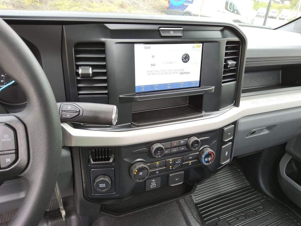 2025 Ford F-550 Super Duty Chassis Cab XL - Photo 14