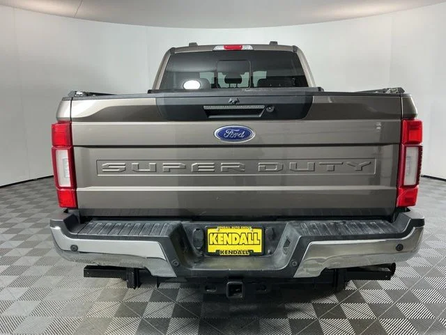 Used 2020 Gray Ford Lariat image 5