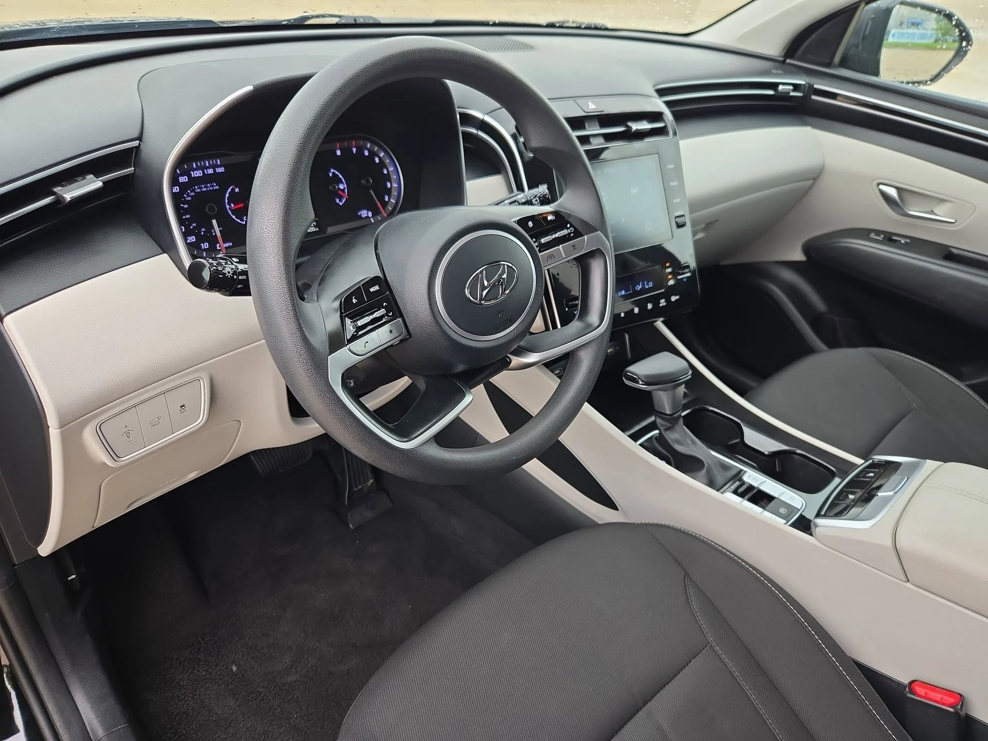 Used 2024 Black Pearl Hyundai SEL image 12