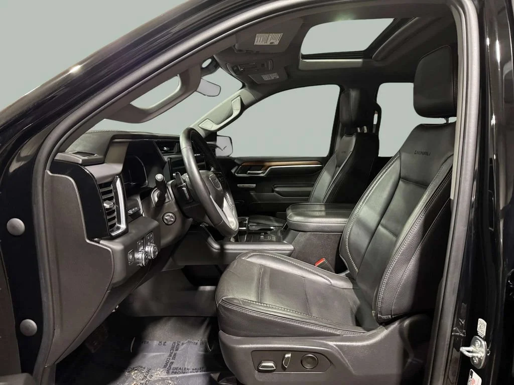 Used 2023 Onyx Black GMC Denali image 26