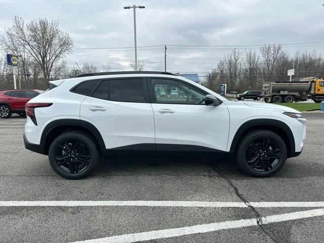 2026 Chevrolet Trax Activ - Photo 5