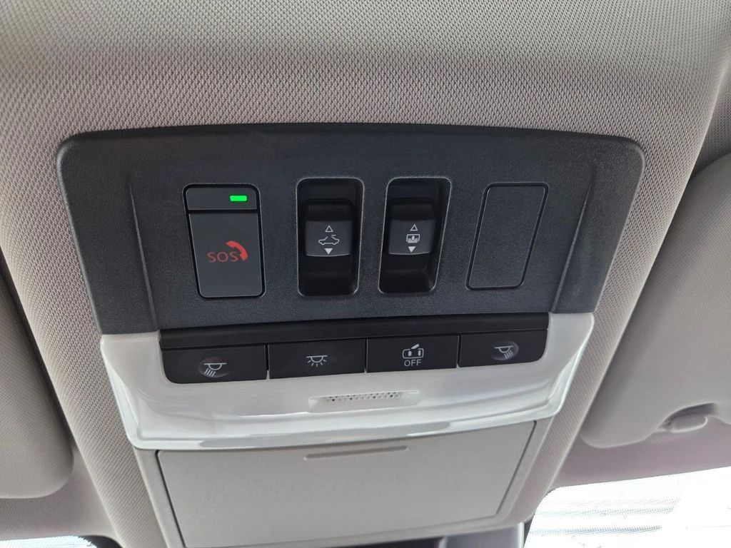 Certified Used 2023 Gold Nissan SL image 19