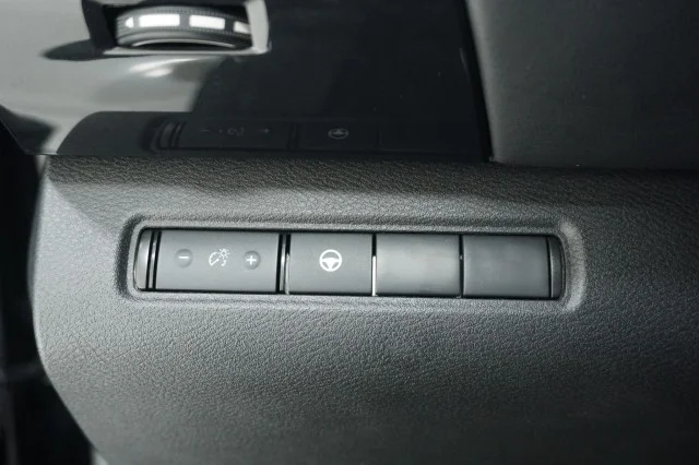 Used 2024 BLACK Nissan SV image 29
