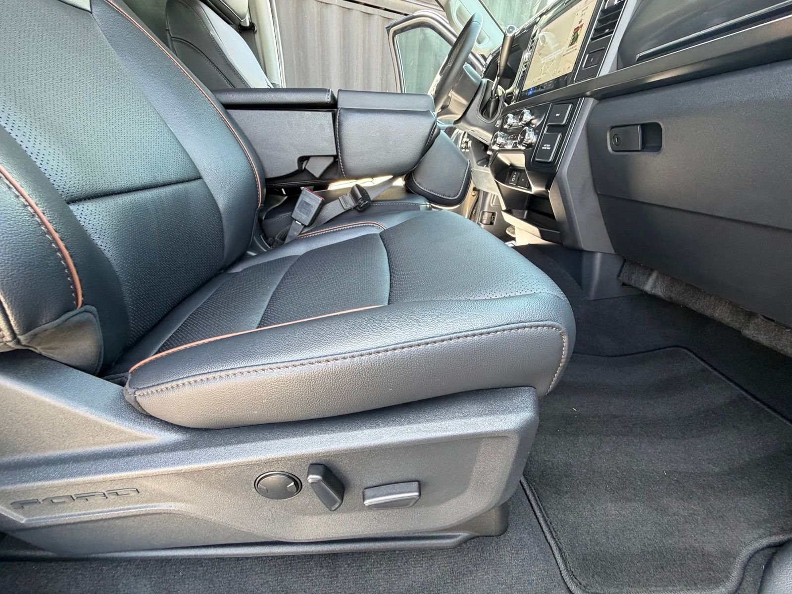 New 2026 Marsh Gray Ford F-350® Lariat® image 30