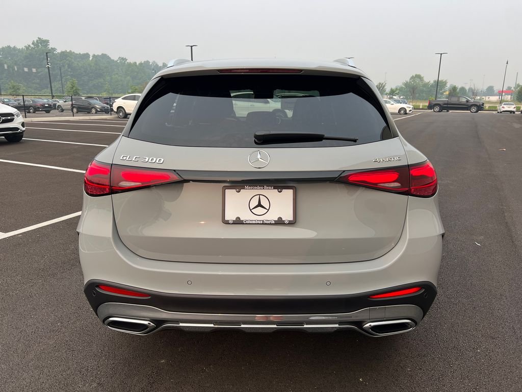 New 2026 MANUFAKTUR Alpine Grey Mercedes-Benz GLC 300 image 6