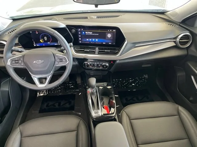 Used 2025 Cacti Green Chevrolet ACTIV image 39