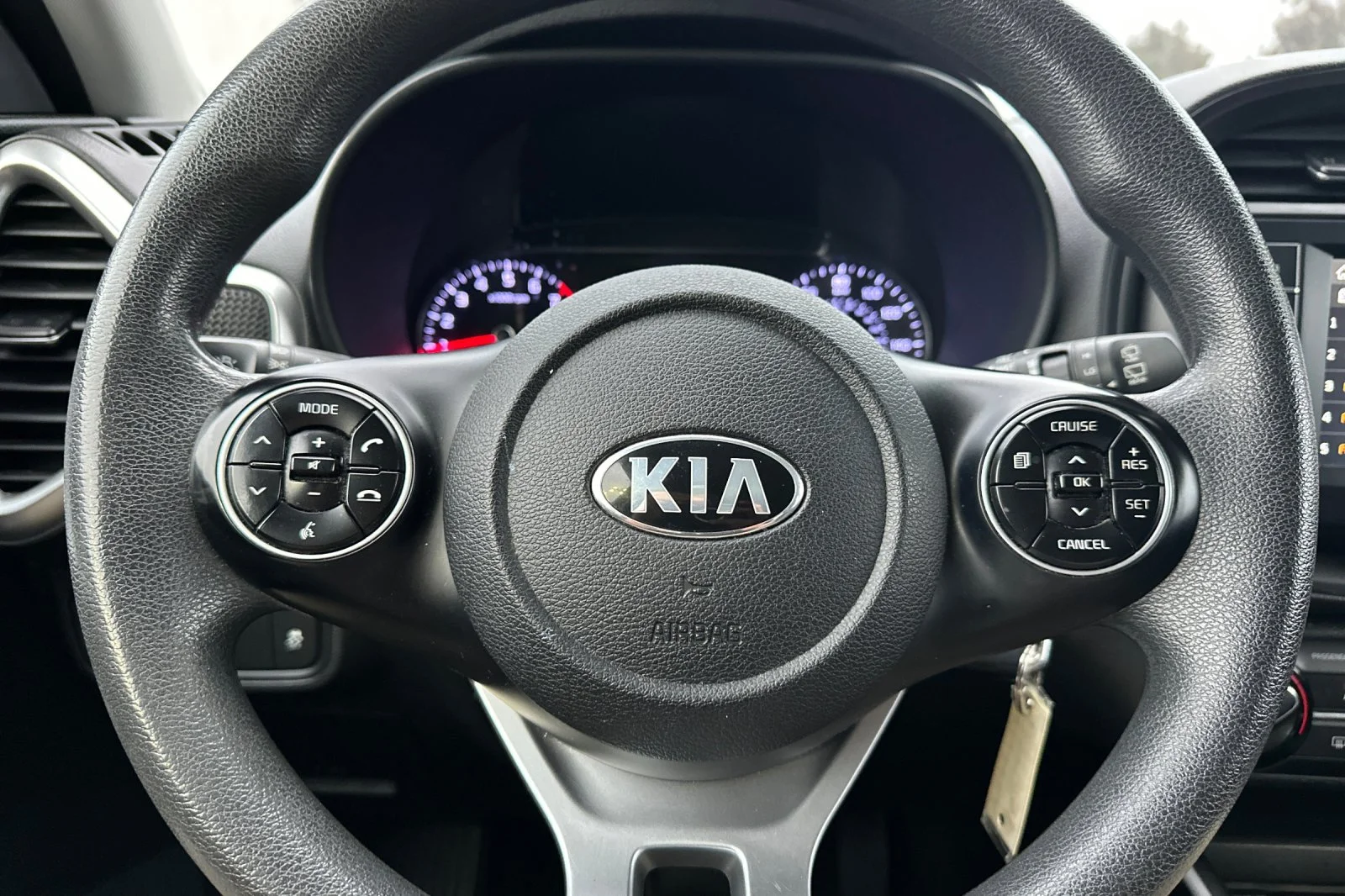 Used 2020 Black Kia LX image 22