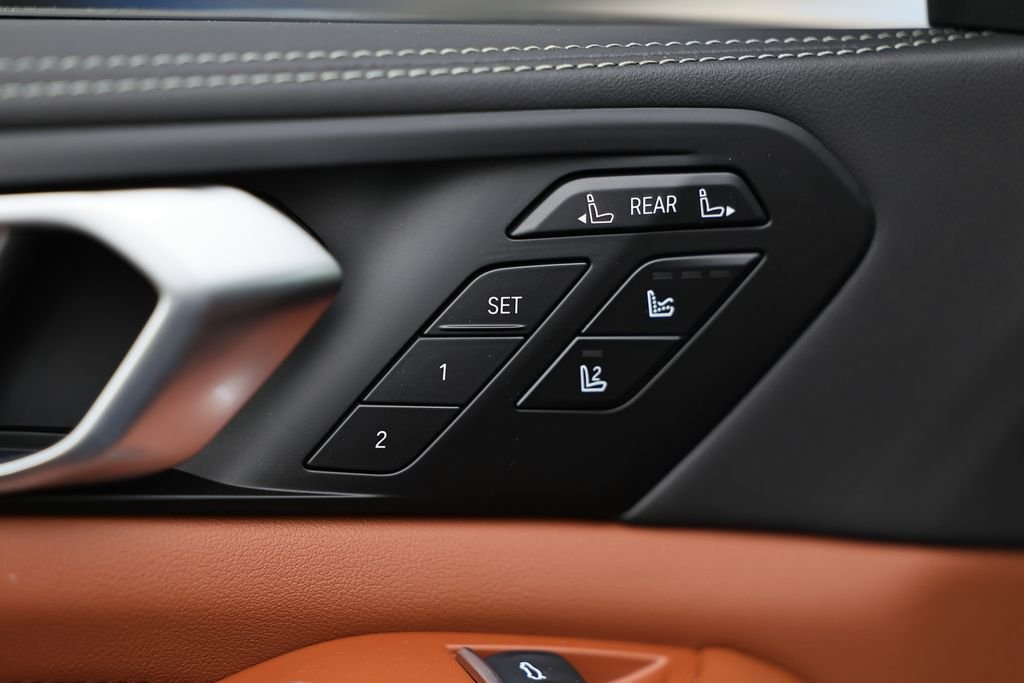 New 2027 Dravit Grey Metallic BMW xDrive40i image 17
