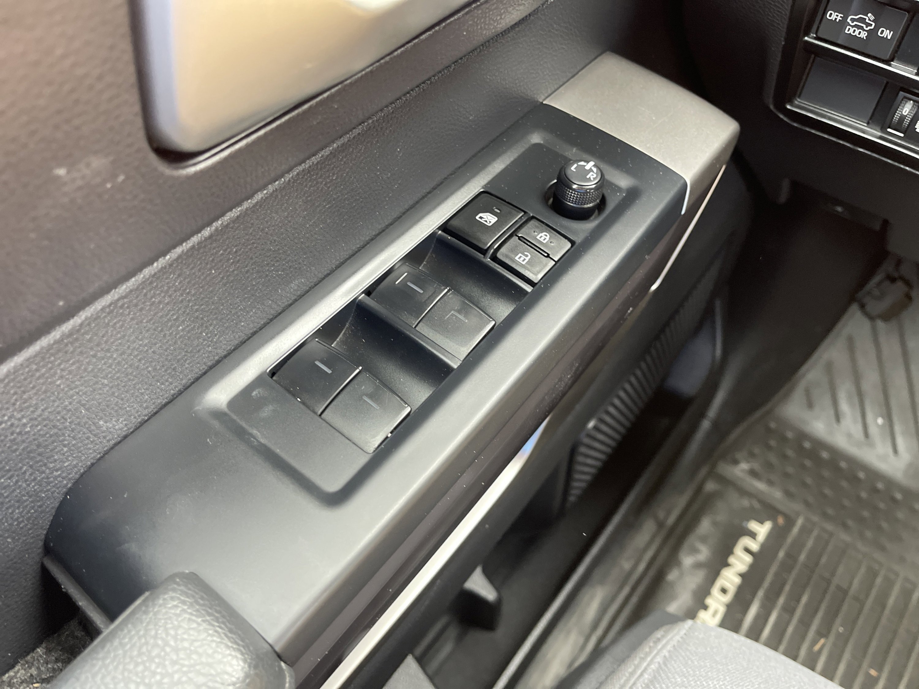 2023 Toyota Tundra SR5 - Photo 19