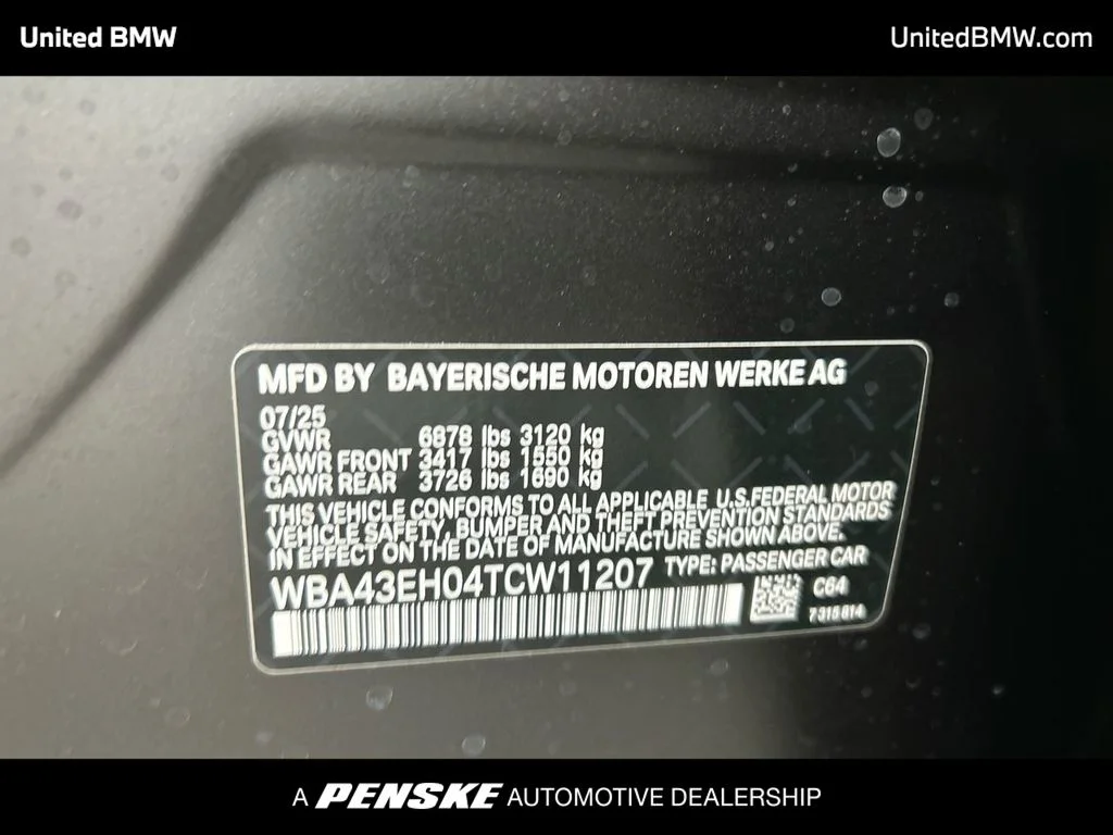 2026 BMW 7 Series 750e - Photo 23